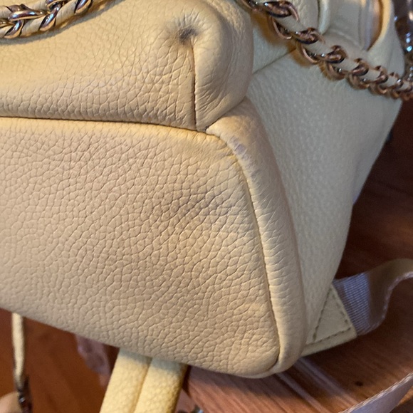 Michael Kors, yellow backpack with gold chain accent - Picture 12 of 14